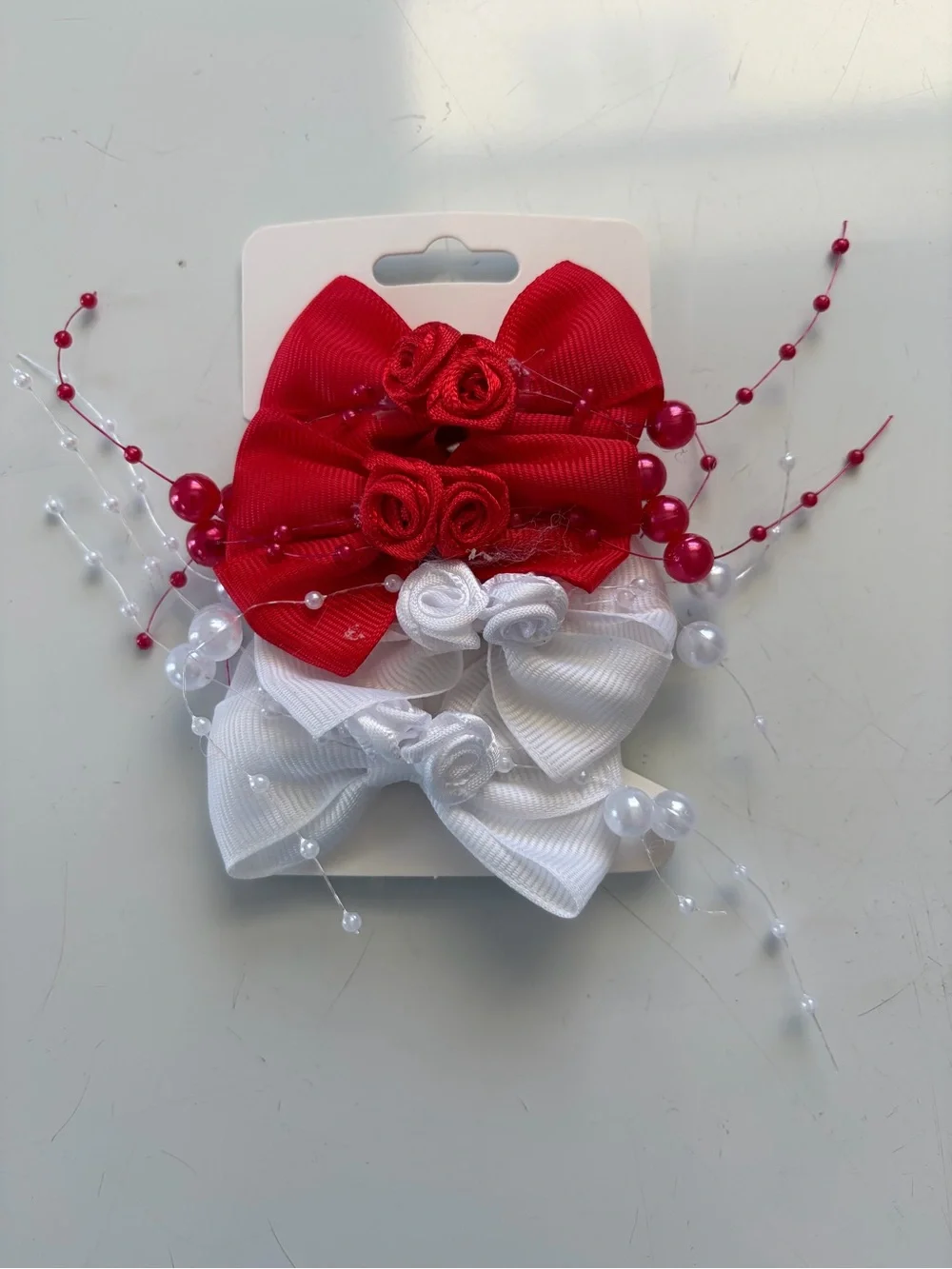 About A Girl Red and White Floral Bow Hair Clips Set